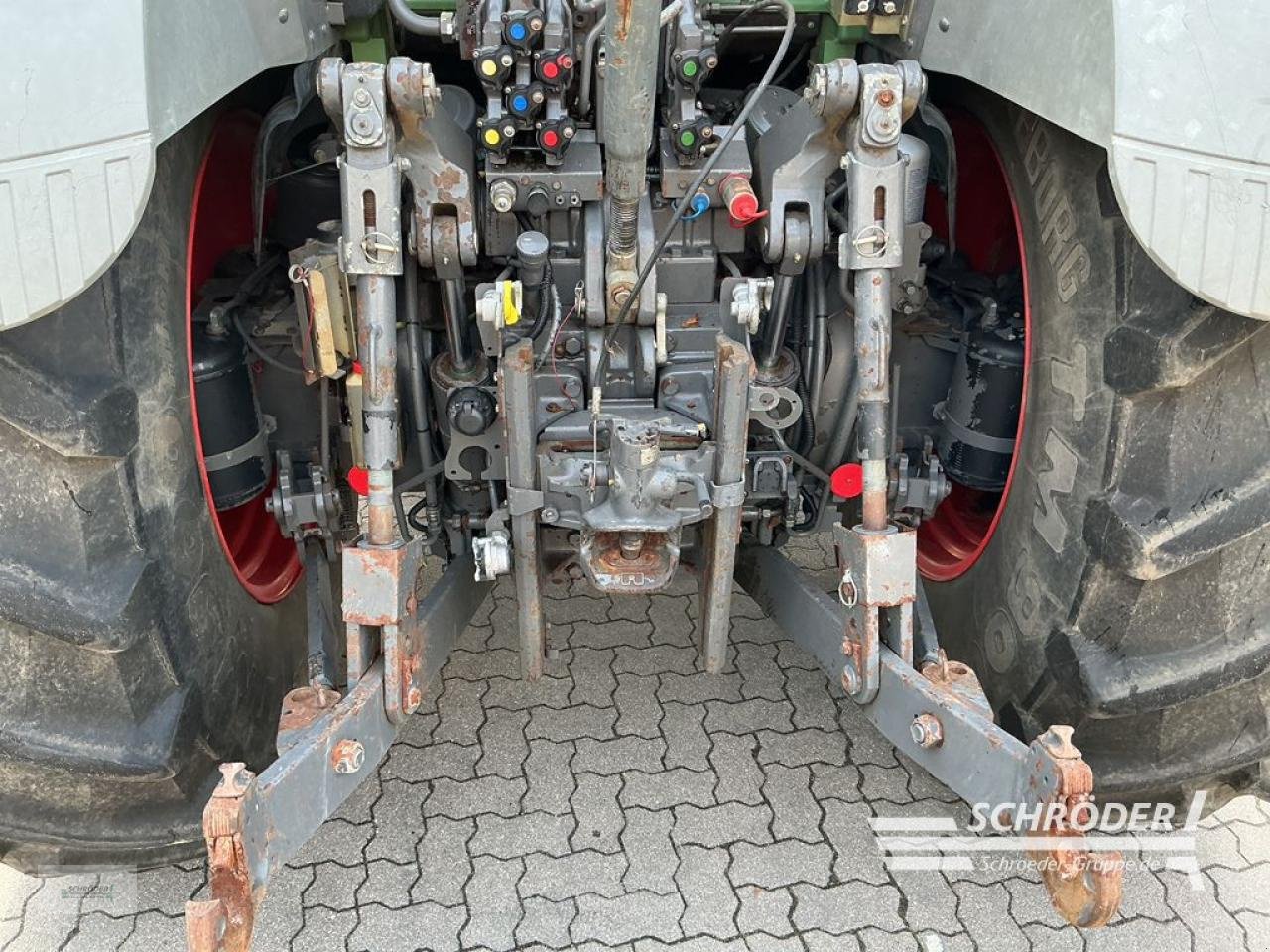 Traktor des Typs Fendt 933 VARIO | NUR 6057 STUNDEN !!, Gebrauchtmaschine in Penzlin (Bild 10)
